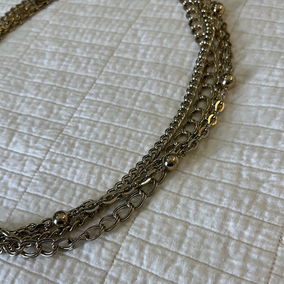 Y2K vintage Gold Tone Elegant Chain Belt EUC Adjustable - Picture 3 of 5